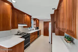 310 Brooklyn Blvd, Sea Girt, NJ 08750 - Photo 26