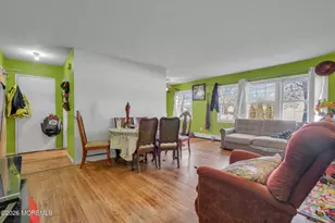 48 Stonehurst Blvd, Freehold, NJ 07728 - Photo 8