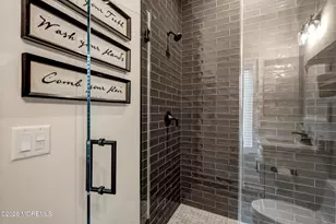 102 Eagle Wy, Eatontown, NJ 07724 - Photo 50