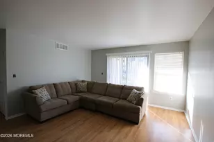 9 Crop Ct, Tinton Falls, NJ 07753 - Photo 8