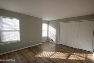 9 Crop Ct, Tinton Falls, NJ 07753 - Photo 12