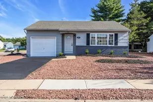 29 Carlisle Rd, Toms River Township, NJ 08757 - Photo 2