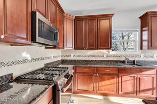 40 Thistledown St, Tinton Falls, NJ 07753 - Photo 6