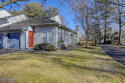 18 Aspen Avenue, Englishtown, NJ 07726 - Photo 2