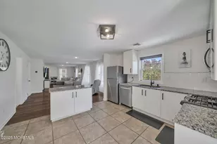 24 Maplewood Ave, Keansburg, NJ 07734 - Photo 32