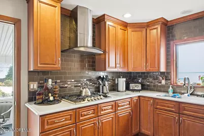 1700 6th Avenue, Neptune Township, NJ 07753 - Photo 6