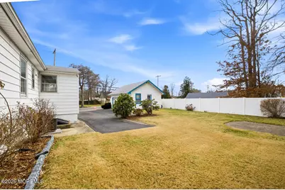 1700 6th Avenue, Neptune Township, NJ 07753 - Photo 24