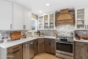 261 Timberlake Dr, Manahawkin, NJ 08050 - Photo 18