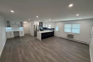 135 Wharfside Dr, Monmouth Beach, NJ 07750 - Photo 2