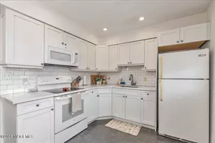 910 South St, Point Pleasant, NJ 08742 - Photo 2