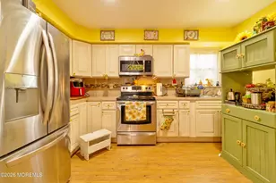 33 Menlo Ave, Metuchen, NJ 08840 - Photo 10