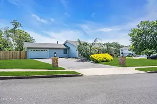 2 Apache Dr, Toms River Township, NJ 08753 - Photo 2