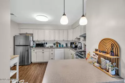 F-4 Avon Drive, East Windsor Township, NJ 08520 - Photo 10