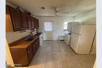 121-123 Stone Road, Union Beach, NJ 07735 - Photo 10