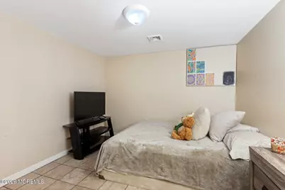 65 Willow Avenue, Iselin, NJ 08830 - Photo 30