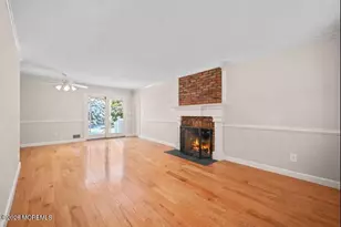 124 Sherwood Dr, Freehold, NJ 07728 - Photo 6