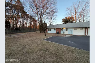 1237B Hamilton Court, Lakewood, NJ 08701 - Photo 2