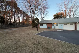 1237B Hamilton Ct, Lakewood, NJ 08701 - Photo 2