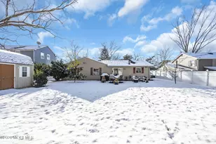 17 Idlebrook Ln, Aberdeen Township, NJ 07747 - Photo 48