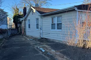 8 Shadynook St, Keansburg, NJ 07734 - Photo 2