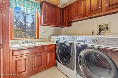 305 Woodview Court, Toms River Township, NJ 08755 - Photo 28