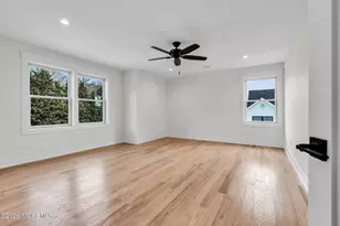 70 Valley Dr E, Atlantic Highlands, NJ 07716 - Photo 42