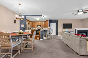 136 Mill Pond Wy, Eatontown, NJ 07724 - Photo 4