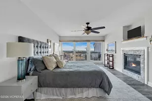 23 E Manor Sq Square, Highlands, NJ 07732 - Photo 12