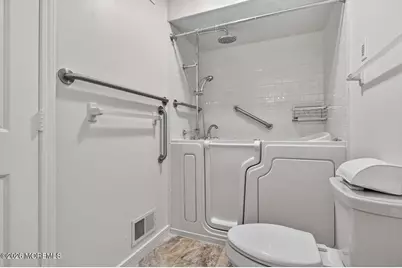 103 Maplecrest Drive E, Lakewood, NJ 08701 - Photo 28