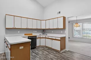 103 Maplecrest Dr E, Lakewood, NJ 08701 - Photo 14