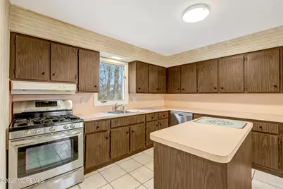 429 Lake Avenue, Oakhurst, NJ 07755 - Photo 12