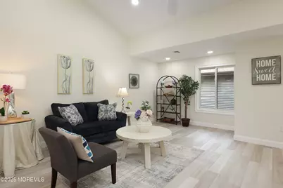 3 Auburn Court, Red Bank, NJ 07701 - Photo 12