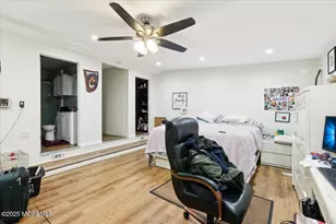 319 Wisteria Dr, Brick, NJ 08723 - Photo 10