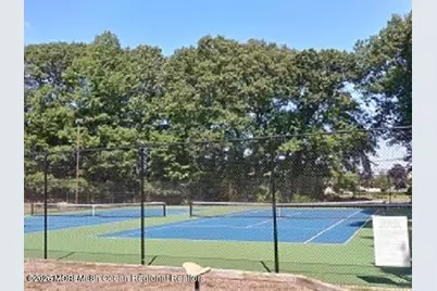 292 Gloucester Court, Aberdeen Township, NJ 07747 - Photo 18