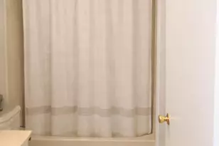 292 Gloucester Ct, Aberdeen Township, NJ 07747 - Photo 10