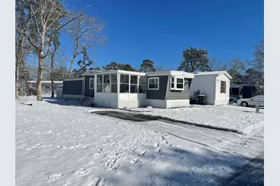 44 Woodchuck Parkway, Whiting, NJ 08759 - Photo 2