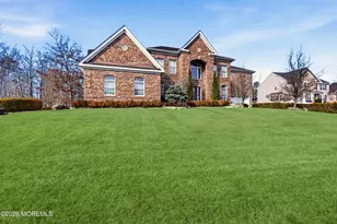 24 Parkside Dr, Jackson, NJ 08527 - Photo 2