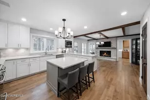 402 Main St, Manalapan Township, NJ 07726 - Photo 14