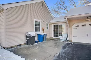 166 Cours De Lorraine, Freehold, NJ 07728 - Photo 26