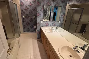 210 Spinnakers Cv, Toms River Township, NJ 08753 - Photo 20