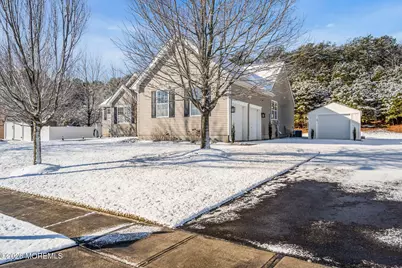 122 Rockrimmon Boulevard, Barnegat, NJ 08005 - Photo 4