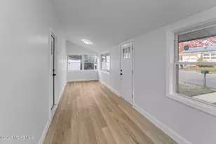 422 Forepeak Ave, Beachwood, NJ 08722 - Photo 10