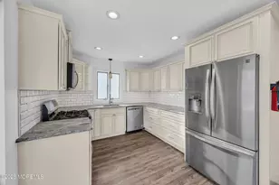 107 Old Bridge Dr, Howell Township, NJ 07731 - Photo 10