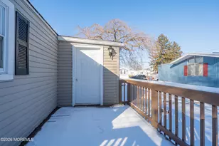 1 Bayshore Mobile Manor, Hazlet Township, NJ 07730 - Photo 16