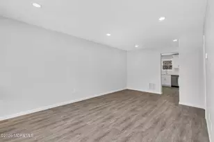 1304 Victoria Ct, Brick, NJ 08724 - Photo 2