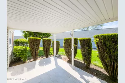 220C Manchester Lane, Monroe Township, NJ 08831 - Photo 32