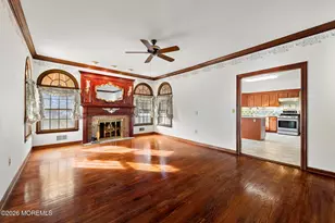 22 Windswept Ln, Freehold, NJ 07728 - Photo 8