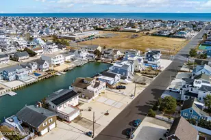 329 W 5th St, Ship Bottom, NJ 08008 - Photo 2