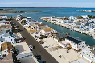 329 W 5th St, Ship Bottom, NJ 08008 - Photo 44