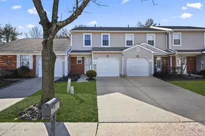 73 Holly Drive, Eatontown, NJ 07724 - Photo 2